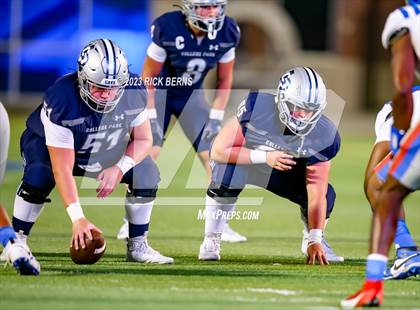 Thumbnail 1 in College Park vs Oak Ridge photogallery.