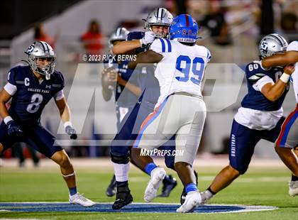 Thumbnail 2 in College Park vs Oak Ridge photogallery.