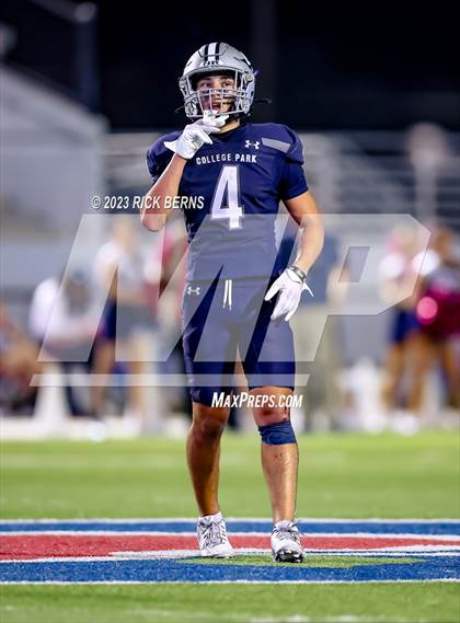 Thumbnail 1 in College Park vs Oak Ridge photogallery.