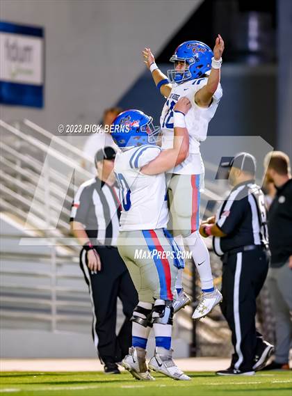 Thumbnail 3 in College Park vs Oak Ridge photogallery.