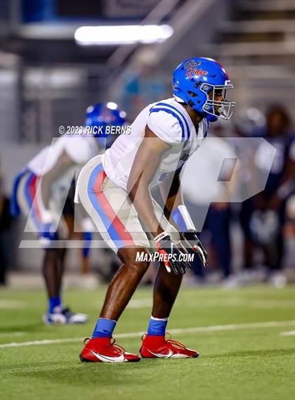 Thumbnail 2 in College Park vs Oak Ridge photogallery.