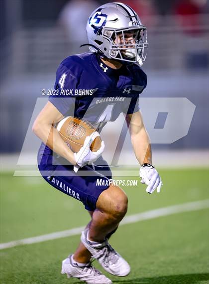 Thumbnail 1 in College Park vs Oak Ridge photogallery.