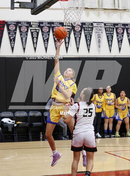 Thumbnail 2 in Pinole Valley @ Salesian College Preparatory photogallery.