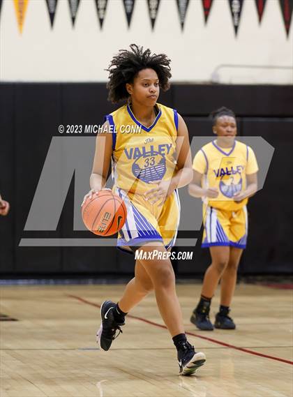 Thumbnail 2 in Pinole Valley @ Salesian College Preparatory photogallery.