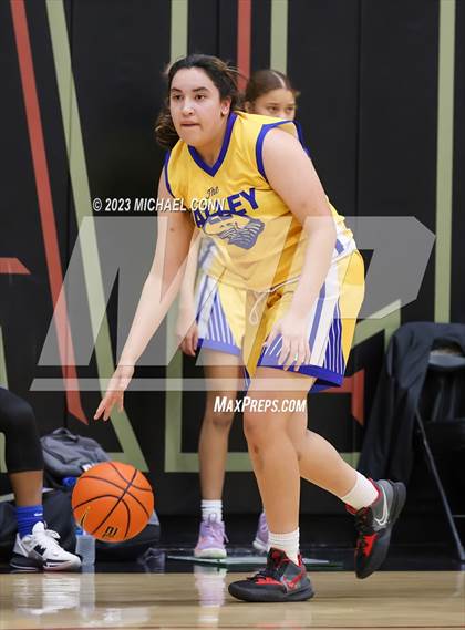 Thumbnail 1 in Pinole Valley @ Salesian College Preparatory photogallery.
