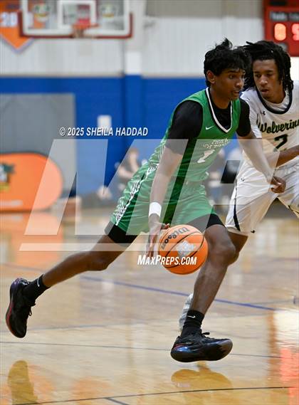 Thumbnail 2 in Windermere vs Tampa Catholic  (SunBash Tourney) photogallery.