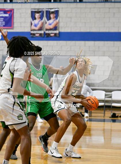 Thumbnail 3 in Windermere vs Tampa Catholic  (SunBash Tourney) photogallery.
