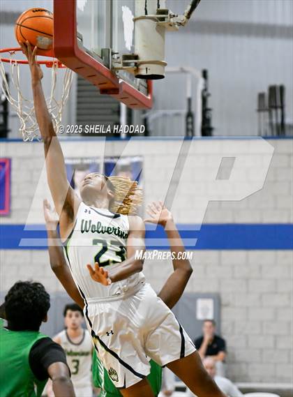Thumbnail 3 in Windermere vs Tampa Catholic  (SunBash Tourney) photogallery.
