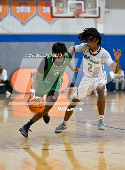 Thumbnail 1 in Windermere vs Tampa Catholic  (SunBash Tourney) photogallery.
