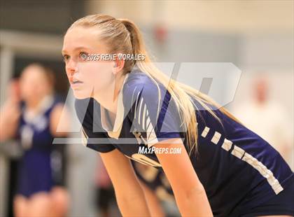 Thumbnail 2 in Newbury Park vs Flintridge Prep (CIFSS D3 Rnd 1 Playoff) photogallery.