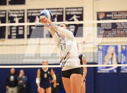 Thumbnail 1 in Newbury Park vs Flintridge Prep (CIFSS D3 Rnd 1 Playoff) photogallery.