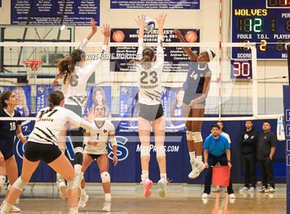 Thumbnail 2 in Newbury Park vs Flintridge Prep (CIFSS D3 Rnd 1 Playoff) photogallery.