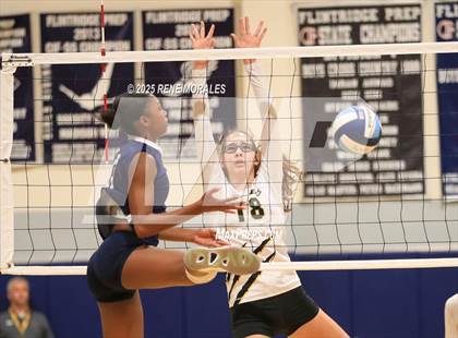Thumbnail 3 in Newbury Park vs Flintridge Prep (CIFSS D3 Rnd 1 Playoff) photogallery.