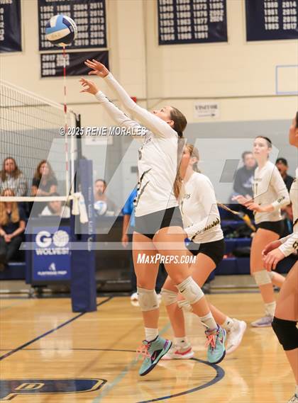 Thumbnail 2 in Newbury Park vs Flintridge Prep (CIFSS D3 Rnd 1 Playoff) photogallery.