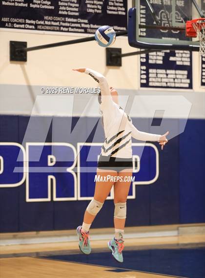 Thumbnail 3 in Newbury Park vs Flintridge Prep (CIFSS D3 Rnd 1 Playoff) photogallery.