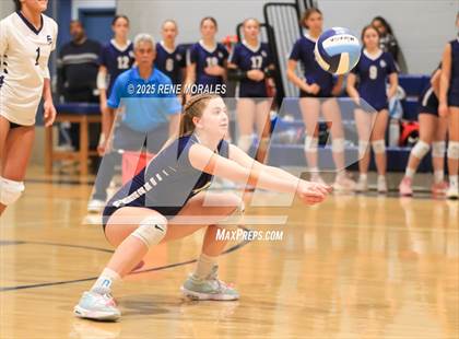 Thumbnail 1 in Newbury Park vs Flintridge Prep (CIFSS D3 Rnd 1 Playoff) photogallery.