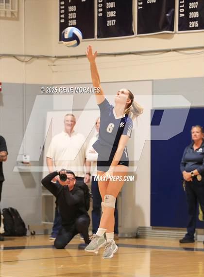 Thumbnail 1 in Newbury Park vs Flintridge Prep (CIFSS D3 Rnd 1 Playoff) photogallery.