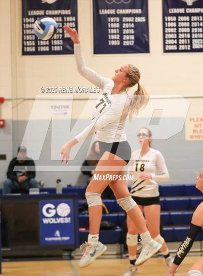 Thumbnail 1 in Newbury Park vs Flintridge Prep (CIFSS D3 Rnd 1 Playoff) photogallery.