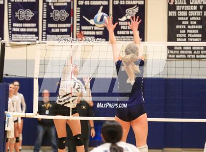 Thumbnail 2 in Newbury Park vs Flintridge Prep (CIFSS D3 Rnd 1 Playoff) photogallery.