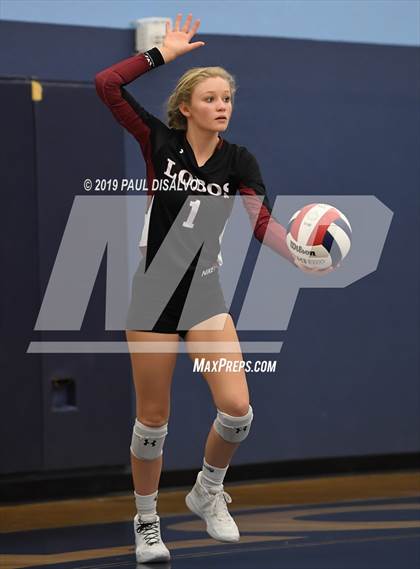Thumbnail 3 in Rocky Mountain vs. Rock Canyon (CHSAA 5A Region 4) photogallery.