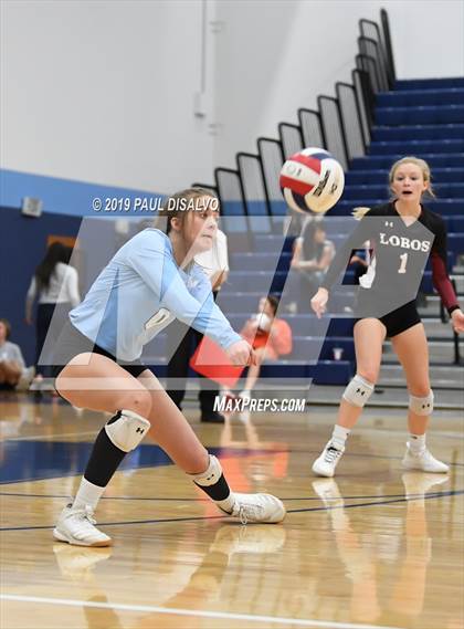 Thumbnail 1 in Rocky Mountain vs. Rock Canyon (CHSAA 5A Region 4) photogallery.