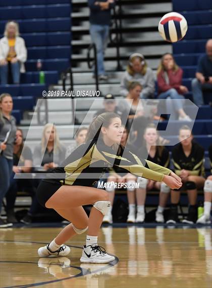 Thumbnail 1 in Rocky Mountain vs. Rock Canyon (CHSAA 5A Region 4) photogallery.