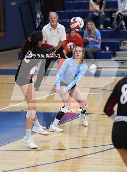 Thumbnail 2 in Rocky Mountain vs. Rock Canyon (CHSAA 5A Region 4) photogallery.