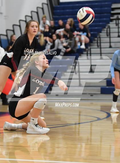 Thumbnail 2 in Rocky Mountain vs. Rock Canyon (CHSAA 5A Region 4) photogallery.