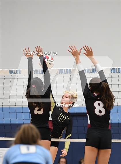 Thumbnail 3 in Rocky Mountain vs. Rock Canyon (CHSAA 5A Region 4) photogallery.
