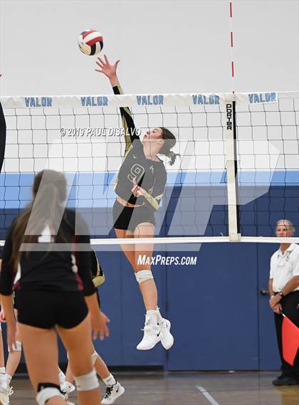 Thumbnail 3 in Rocky Mountain vs. Rock Canyon (CHSAA 5A Region 4) photogallery.