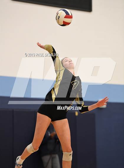 Thumbnail 2 in Rocky Mountain vs. Rock Canyon (CHSAA 5A Region 4) photogallery.
