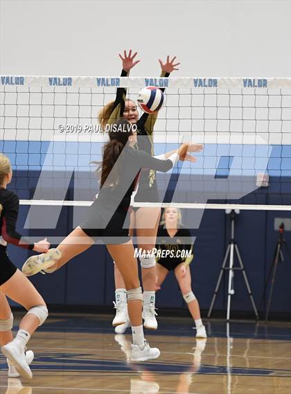 Thumbnail 3 in Rocky Mountain vs. Rock Canyon (CHSAA 5A Region 4) photogallery.
