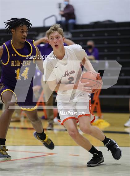 Thumbnail 1 in  Bloom-Carroll vs. Amanda-Clearcreek photogallery.