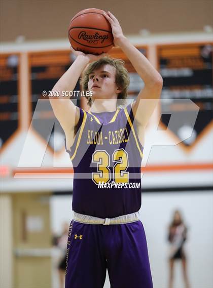 Thumbnail 3 in  Bloom-Carroll vs. Amanda-Clearcreek photogallery.