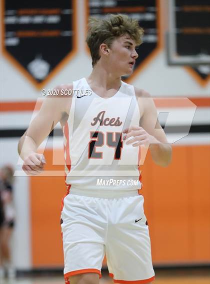 Thumbnail 3 in  Bloom-Carroll vs. Amanda-Clearcreek photogallery.