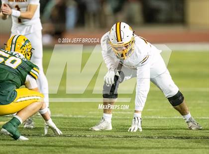 Thumbnail 2 in Simi Valley vs. Edison (CIF SS Division 3 Championship) photogallery.