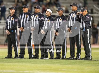 Thumbnail 3 in Simi Valley vs. Edison (CIF SS Division 3 Championship) photogallery.