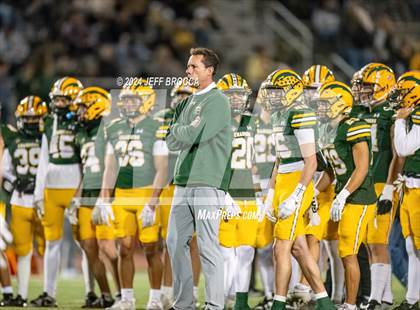 Thumbnail 3 in Simi Valley vs. Edison (CIF SS Division 3 Championship) photogallery.