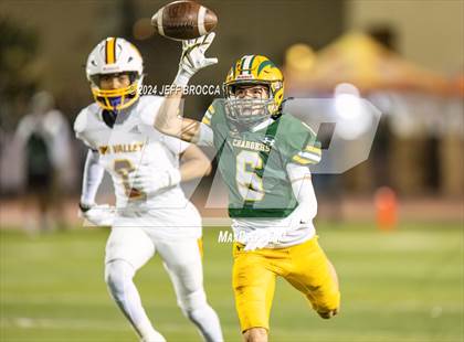 Thumbnail 1 in Simi Valley vs. Edison (CIF SS Division 3 Championship) photogallery.