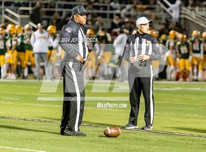 Thumbnail 2 in Simi Valley vs. Edison (CIF SS Division 3 Championship) photogallery.