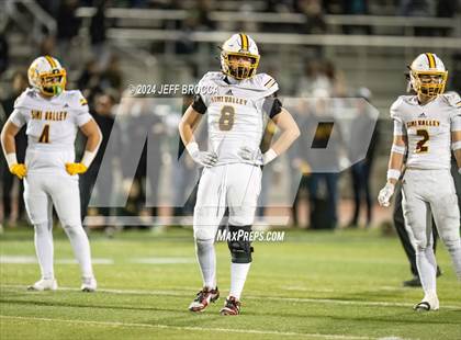 Thumbnail 1 in Simi Valley vs. Edison (CIF SS Division 3 Championship) photogallery.