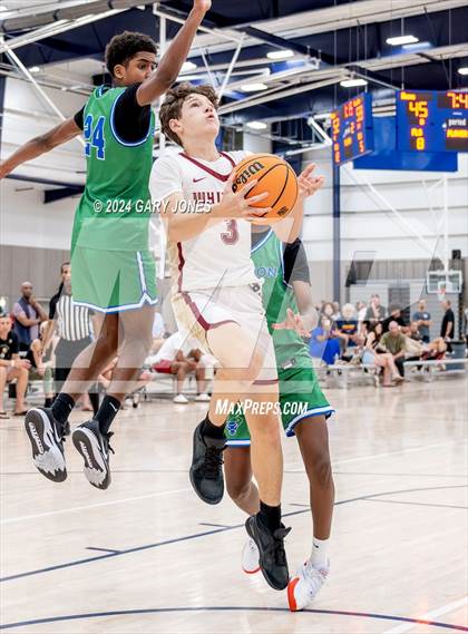 Thumbnail 3 in Whitney vs Branson (Cali Live Boys 2024) photogallery.