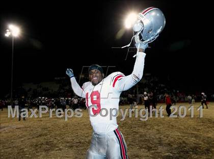 Thumbnail 1 in Palm Springs vs. Rancho Verde (CIF SS Central Division Final) photogallery.