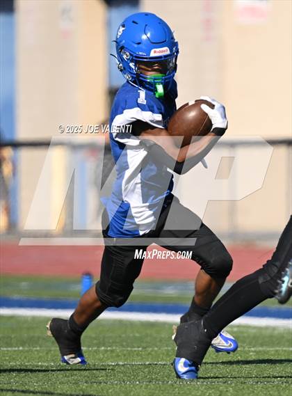 Thumbnail 3 in JV: Williamsville North @ Kenmore West photogallery.