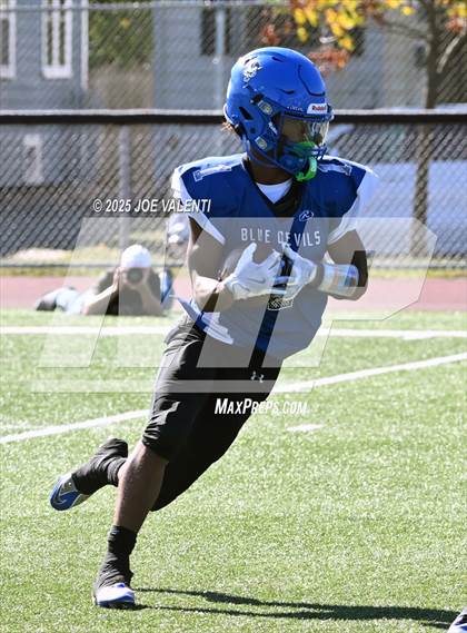 Thumbnail 3 in JV: Williamsville North @ Kenmore West photogallery.