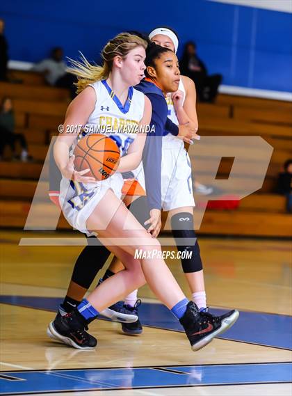 Thumbnail 3 in Chaminade vs. Agoura (El Camino Real Holiday Tournament) photogallery.