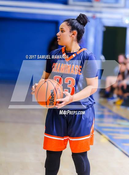 Thumbnail 3 in Chaminade vs. Agoura (El Camino Real Holiday Tournament) photogallery.