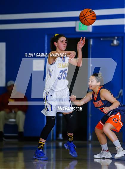 Thumbnail 2 in Chaminade vs. Agoura (El Camino Real Holiday Tournament) photogallery.