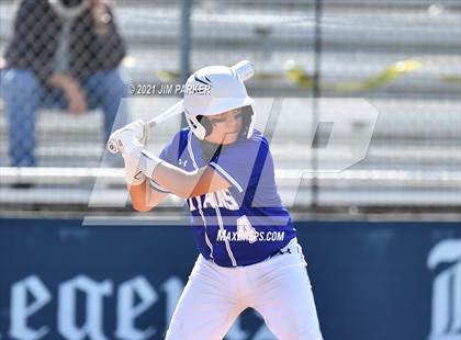 Thumbnail 3 in Manor New Tech vs. Travis (AISD Tournament) photogallery.
