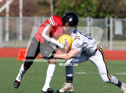 Thumbnail 3 in Middletown @ Salesian College Preparatory (CIF NCS D6 Playoffs) photogallery.